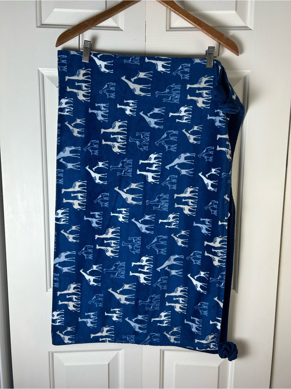 NoJo Blue White Giraffes Baby Blanket Gray Light Tan Safari Animal Print - Picture 5 of 9